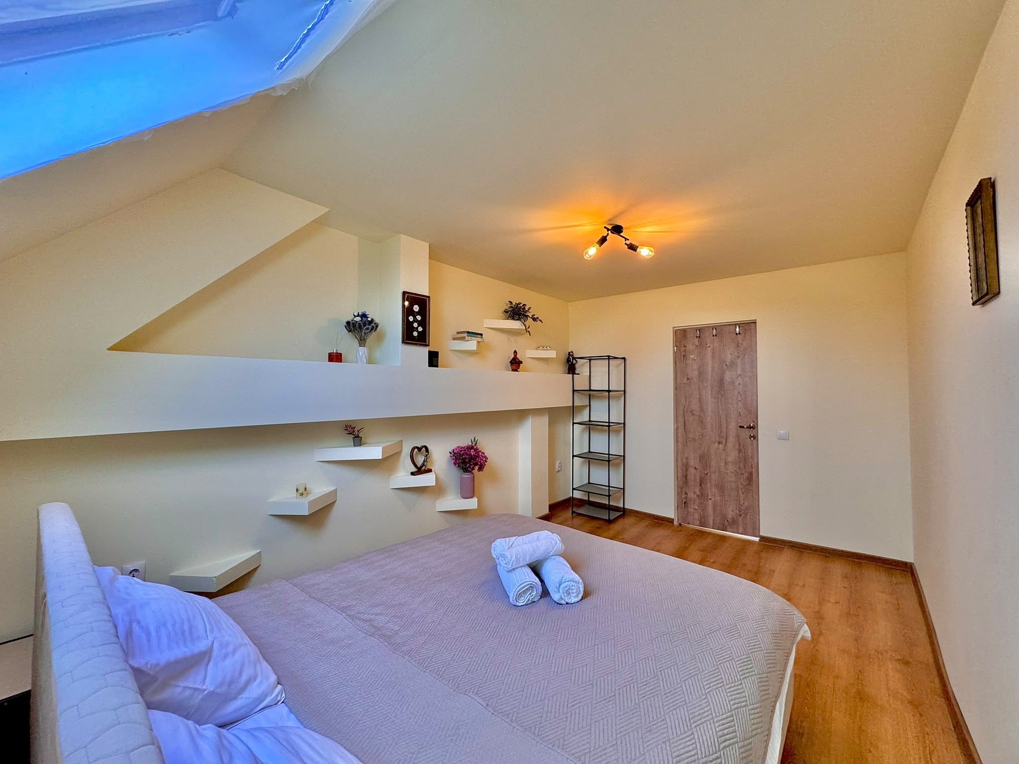 Apartament generos cu 2 camere, curte proprie – Strada Podului, Sibiu - foto 5