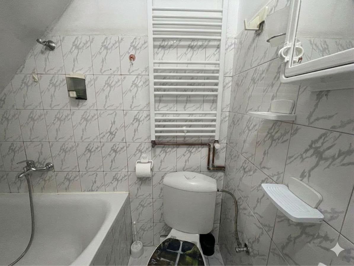 Apartament la casă - central cu terasă, pod și pivniță – 76 mp utili - foto 8