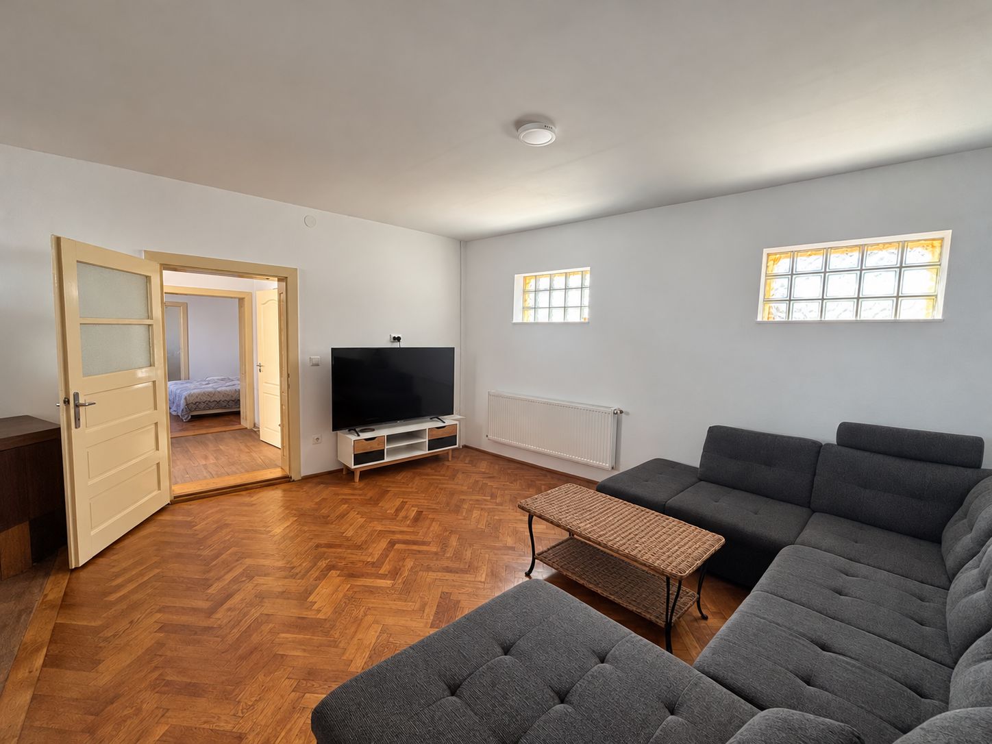 Loc pentru familie, strada Paris, aproape de Centru – casă de 70 mp