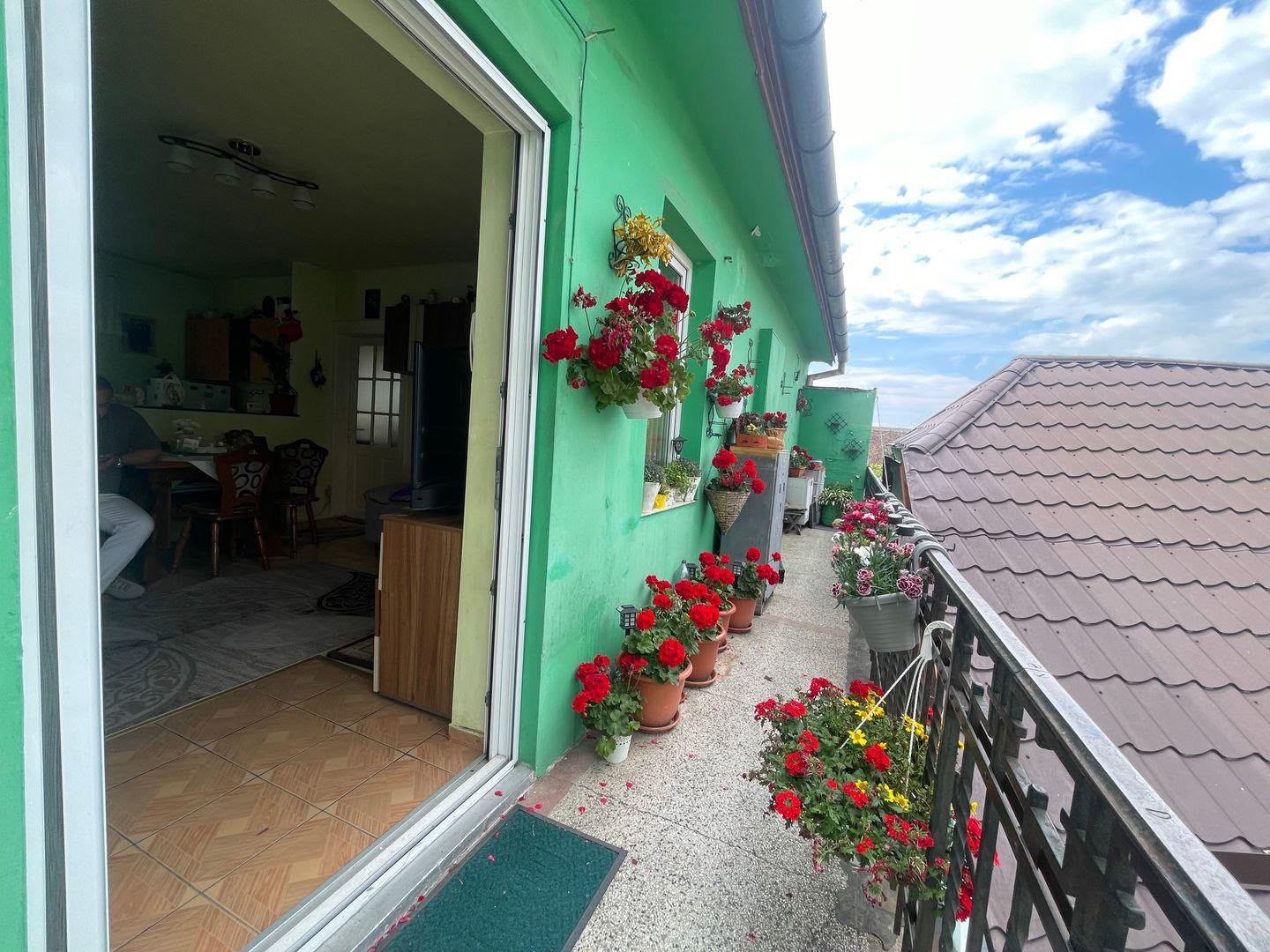 Apartament la casă - central cu terasă, pod și pivniță – 76 mp utili - foto 11