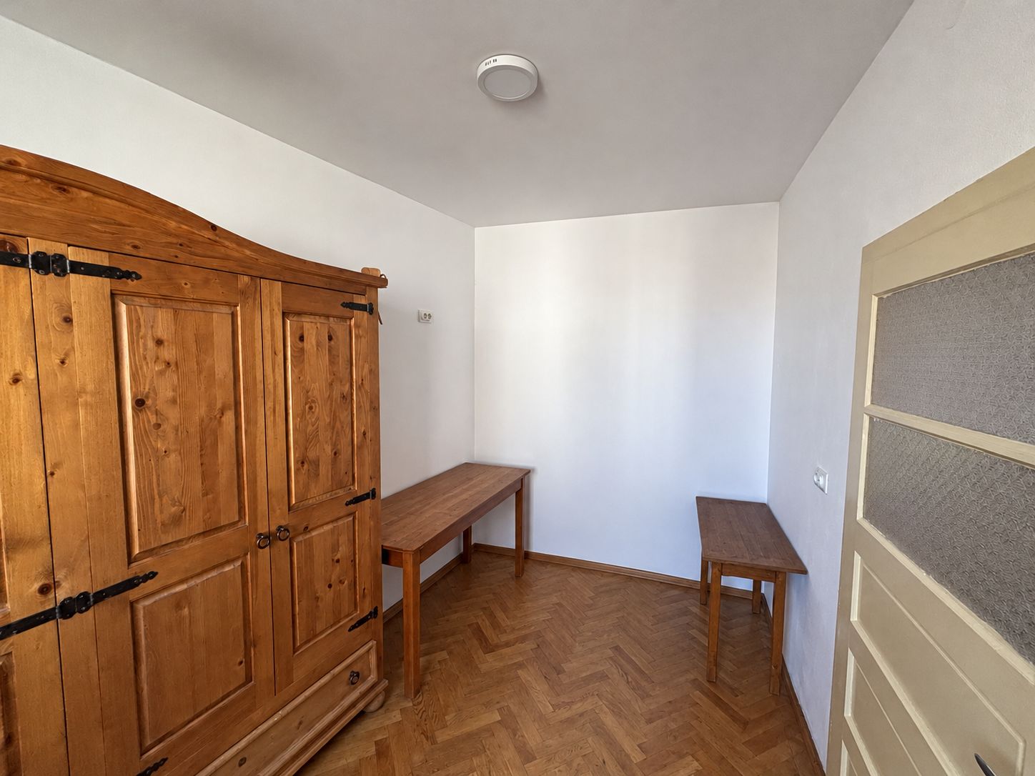 Loc pentru familie, strada Paris, aproape de Centru – casă de 70 mp - foto 9