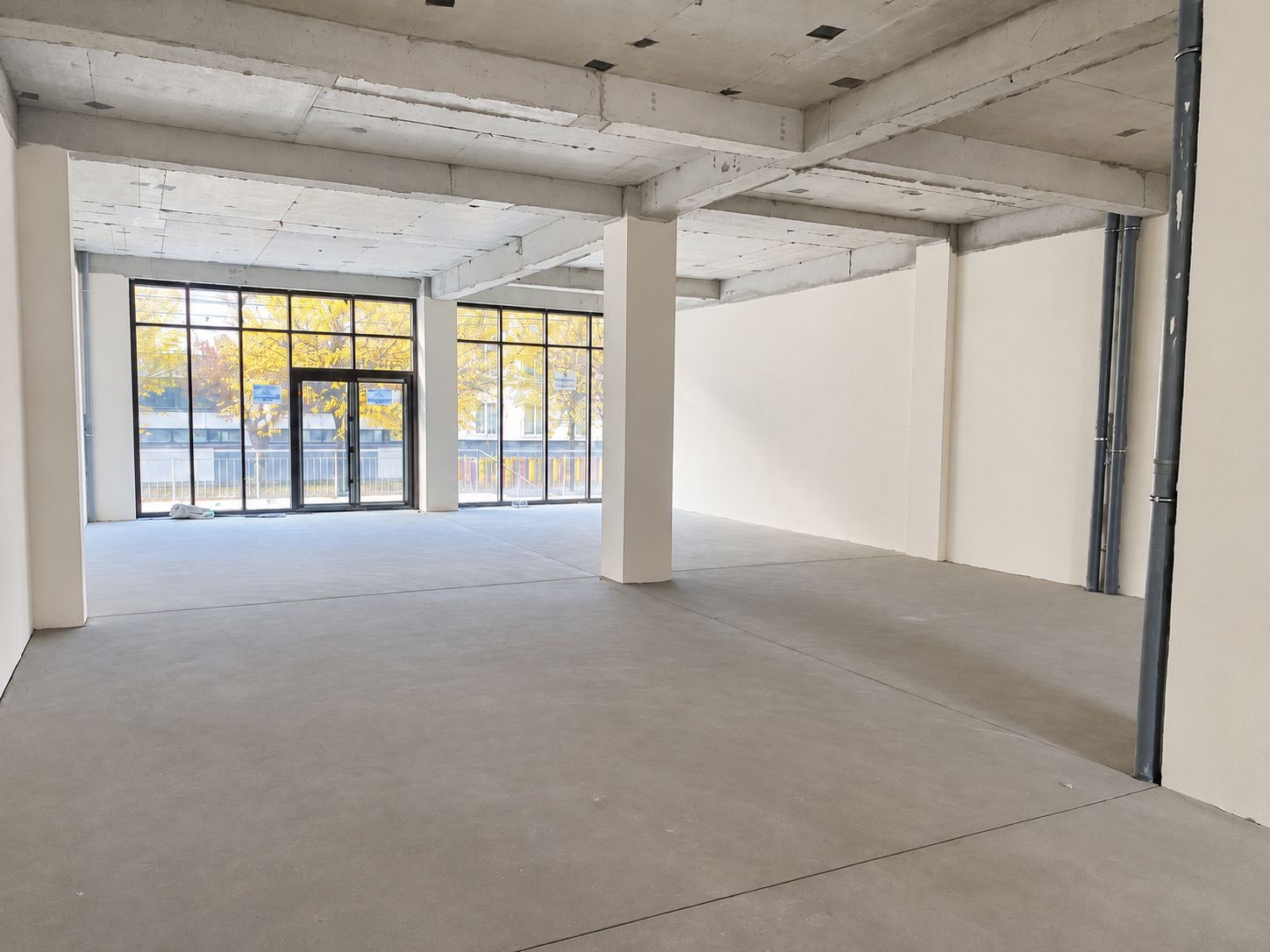 Spațiu comercial generos, 170 mp, cu vitrină stradală – Lazaret