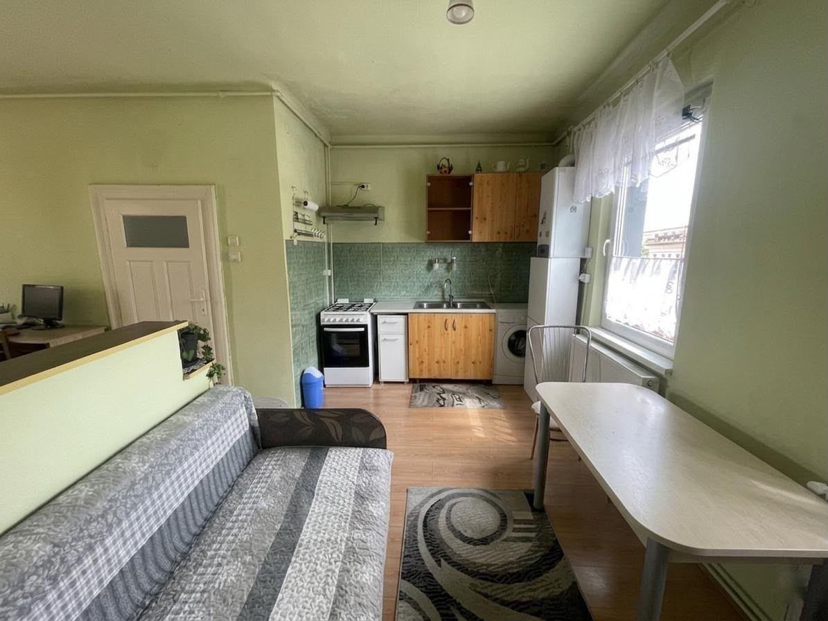 Apartament la casă - central cu terasă, pod și pivniță – 76 mp utili - foto 5