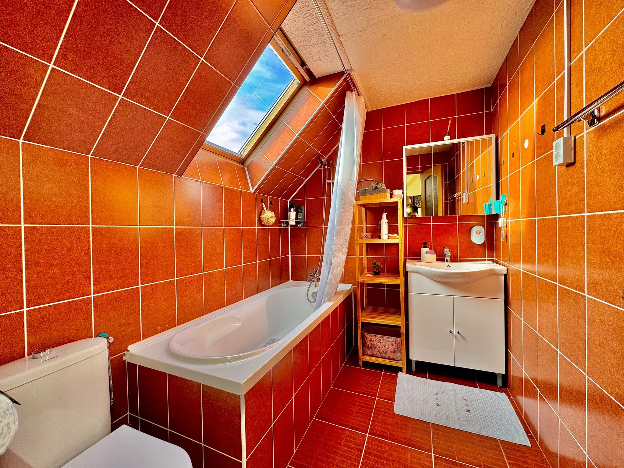 Apartament generos cu 2 camere, curte proprie – Strada Podului, Sibiu - foto 11