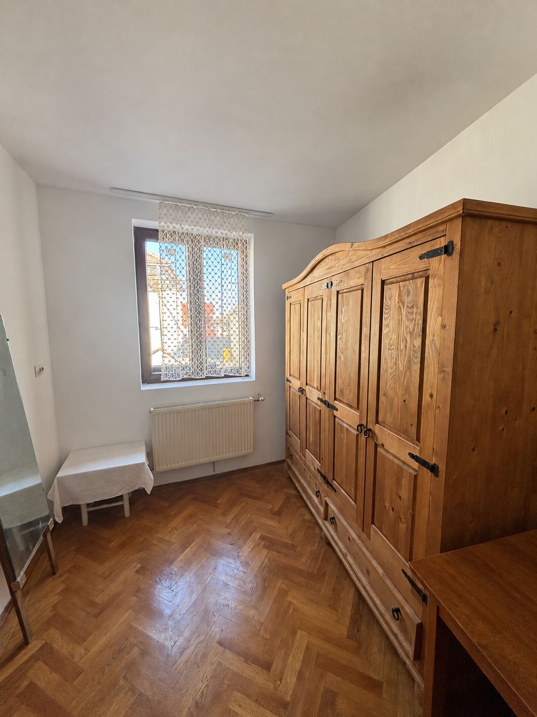 Loc pentru familie, strada Paris, aproape de Centru – casă de 70 mp - foto 8